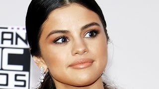 Selena Gomez \& Justin Bieber: Sels Reacts To Jelena Carpool Karaoke Video