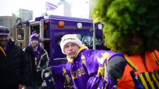 Video: Fans of the Vikings, Packers tailgate before the game