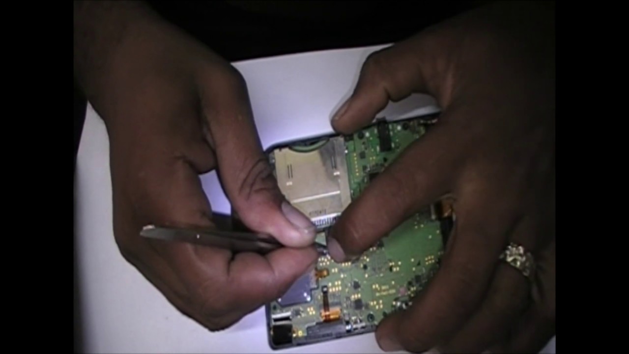 How to fix a new Nintendo 3Ds XL that shut off when u insert cartridge ...