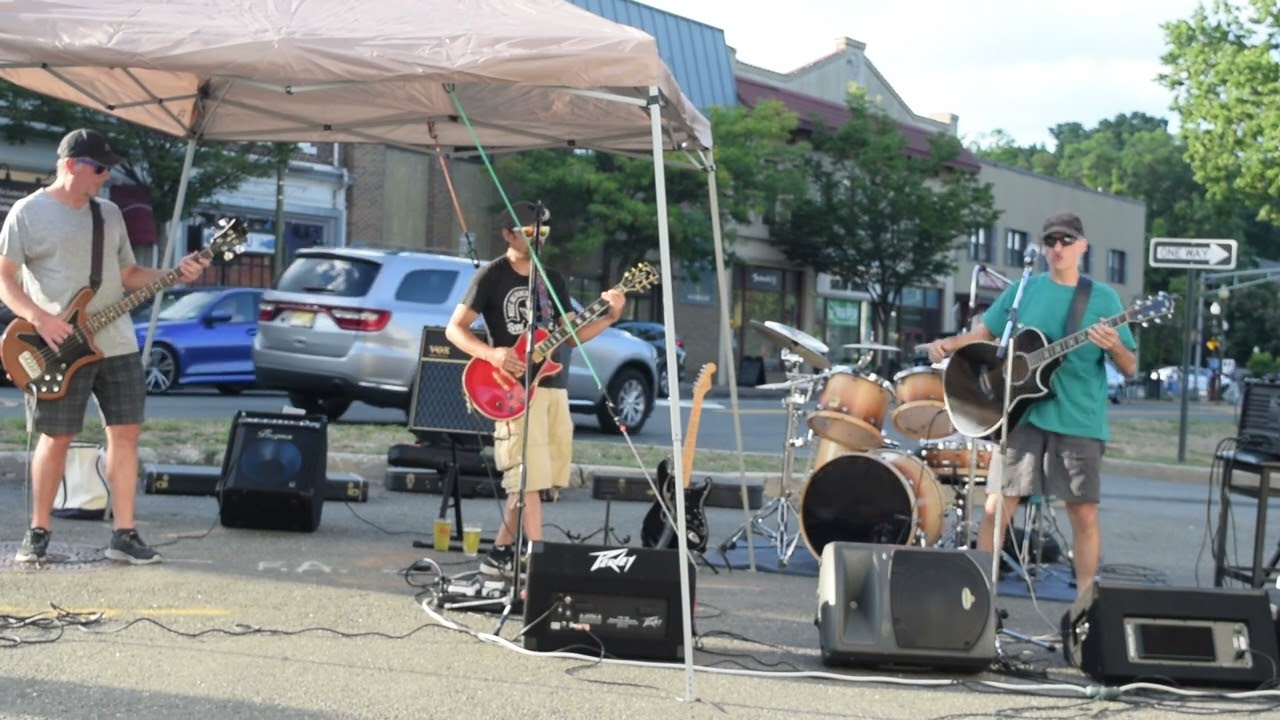 The Racket Cheap Sunglasses Macmurphys 08272022 YouTube