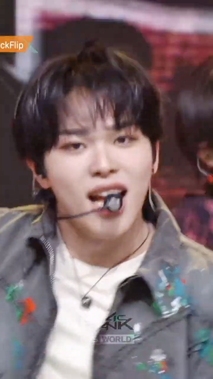 Mama Said - KickFlip 킥플립 #MamaSaid #KickFlip #キックフリップ #킥플립 #Shorts #MusicBank | KBS WORLD TV
