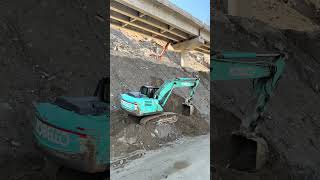 #kobelco #heavymachinery #excavator #videos #shortsvideo #youtubeshorts #caterpillar #construction