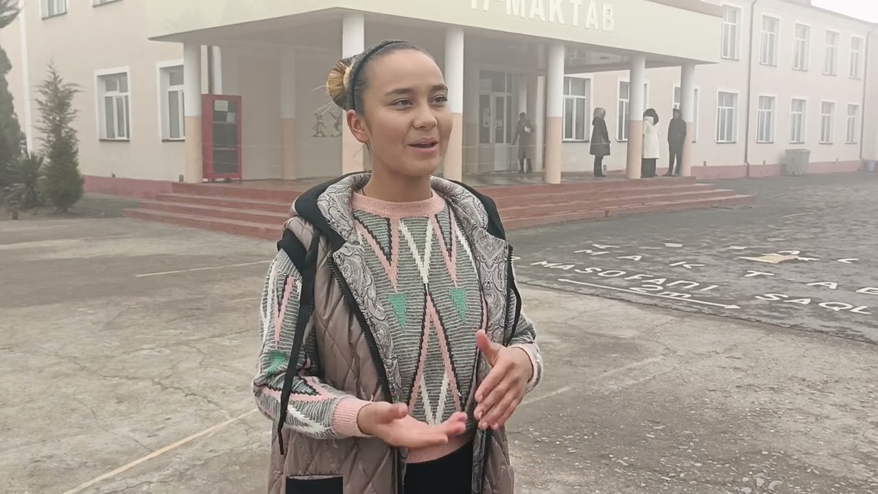 Мана ўша қиз. Андижонда ўқитувчисини нега урмоқчи бўлди. 17 мактаб. Улугнор тумани.