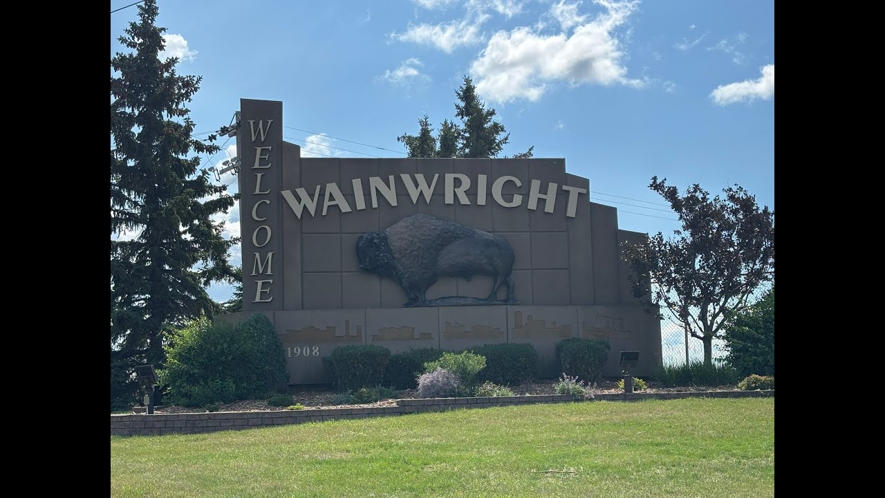 Road Trip To Wainwright Alberta (Canada's Largest Buffalo Statue)