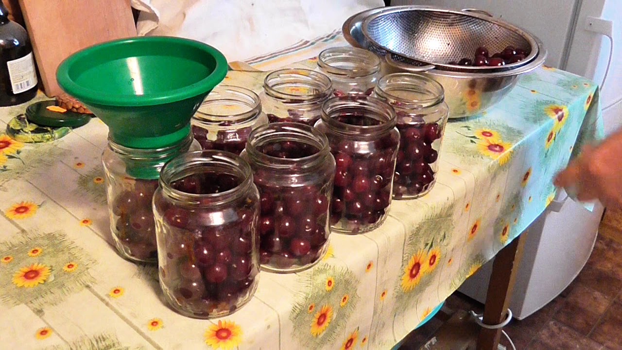 Kompot z wiśni na zimę.