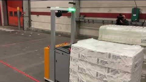 Zelfrijdende pallettruck Colruyt Group en Still