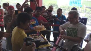 Pacquiao Sing Happy Birtay To Coach Freddie Roach
