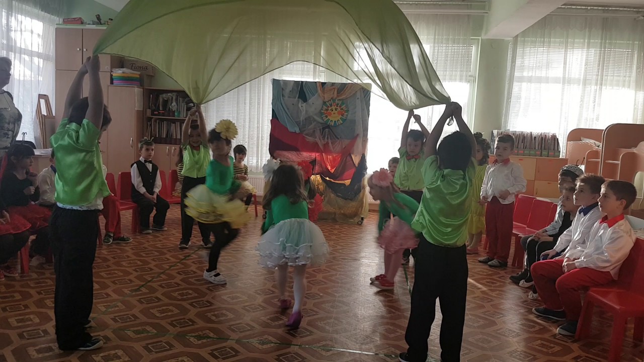 Танцът на цветята