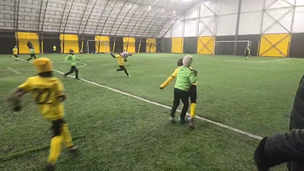 Відкрита першість Дарницького району | 4 тур | Лісовий Київ 2017 - Атлет 3 (4:0)