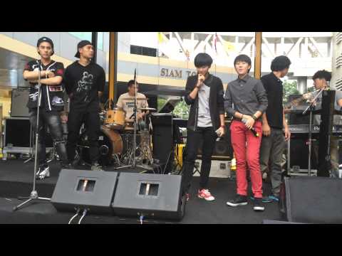 แบมแบม นัน   Sound Check รบกวนมารักกัน   ถังเบียร์ เทม บนเวที Siam Discovery