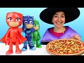 Pizza con la Befana e i PJ Masks! Trasformazione dei Super pigiamini! Pigiama per la strega.