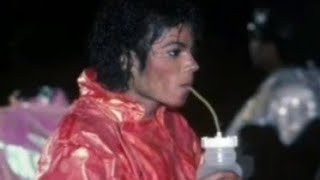 Michael Jackson Beat It .Майкл Джексон Отрывок С Концерта.песня Beat It