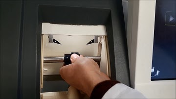 Changing the lens feeler tips