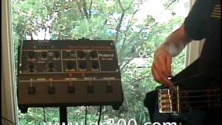 Video thumbnail of "Roland GR-33B Vintage Analog Bass Synthesizer and G-77 Bass Guitar Introduction"