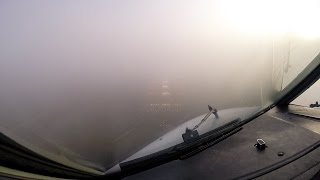 Boeing 737 CAT IIIA Approach in fog