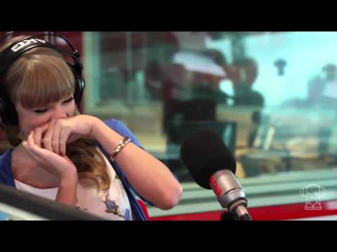 Taylor Swift's hilarious reaction to Wippa singing 