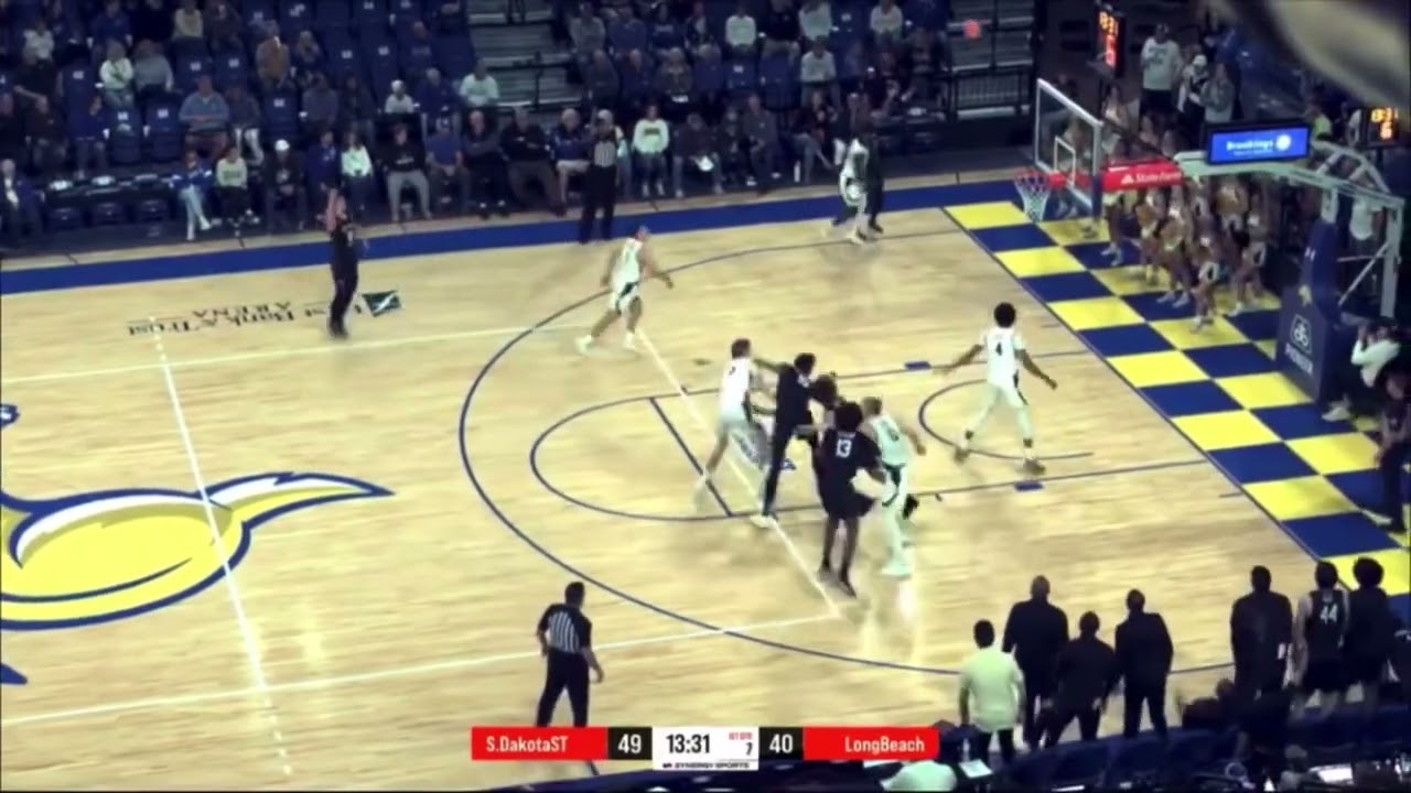 Kam Martin 6’4 G Long Beach State Freshman Highlights