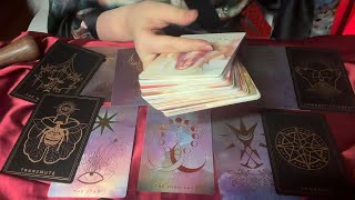 ASMR Tarot Reading | Pick a Card | Future and Love screenshot 4
