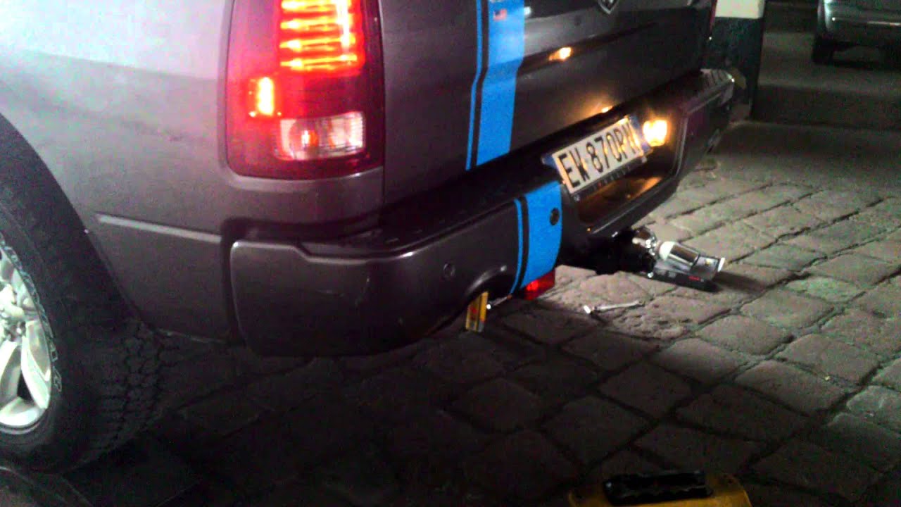 Dodge RAM Sport 2014, suono scarico senza terminal