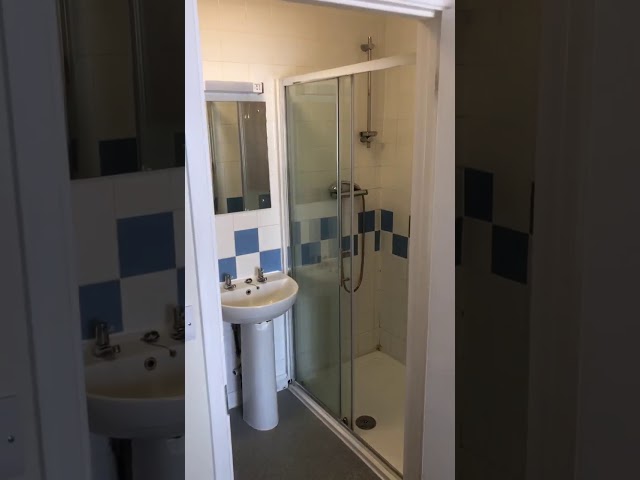Northolt Double Ensuite Bedroom in Shared House  Main Photo