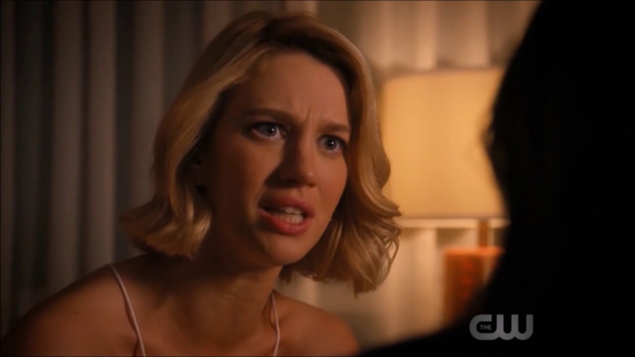 Petra Solano and Jane Ramos | Jane the Virgin | 04X10 (PART I)