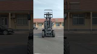 Free shipping on 3-ton diesel forklifts for warehouse handling and lifting, four-wheeled forklifts.
