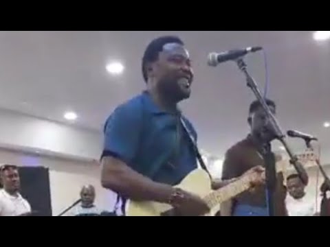 OSARO NOMAYO COLLECTED ALL THE MONEY ON STAGE WITH HIS HUMBLE NATURE
