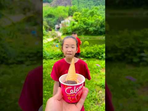 I fed my friend empty ice cream. #shortsvideo