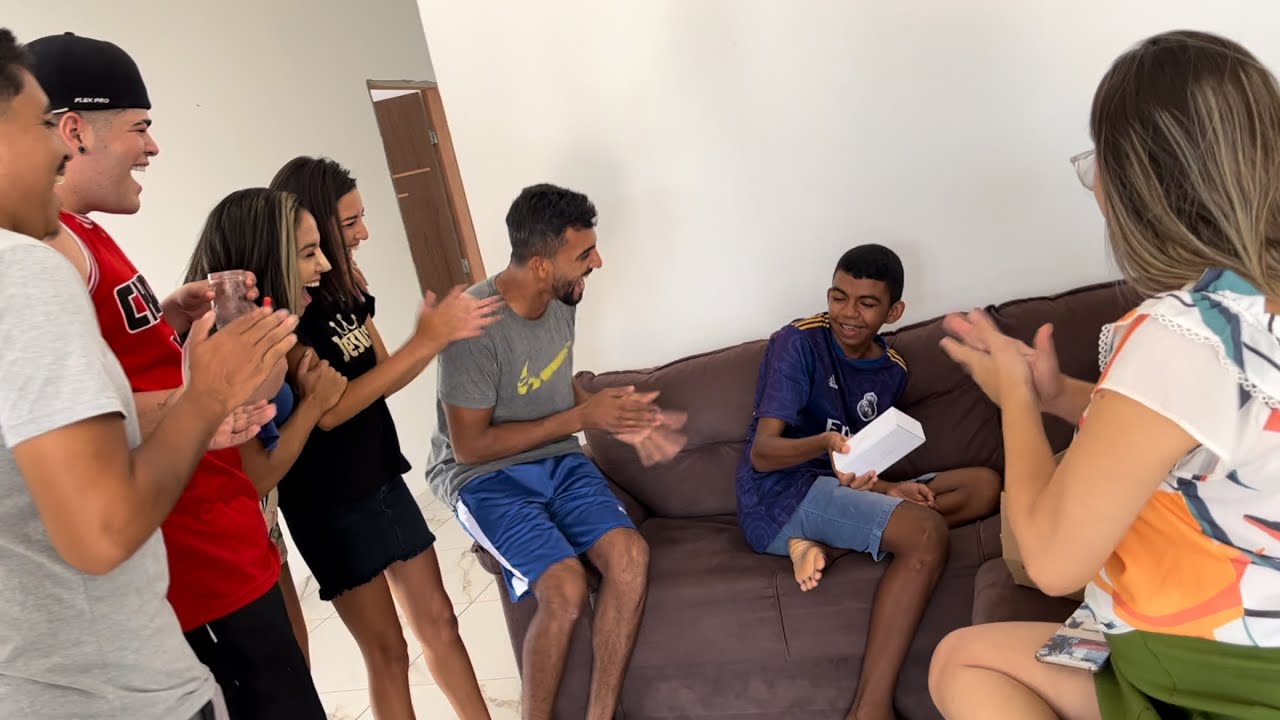 ELE NÃO ESPERAVA POR ESSA SURPRESA E CHOROU 🥺🥺