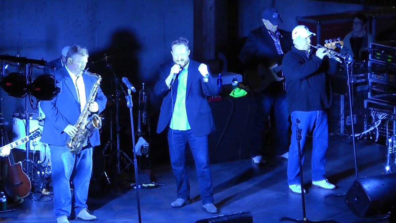 Band Of Oz LIVE Give Me Some Kind Of Sign Girl YouTube Band of oz live give me some kind of sign girl youtube