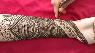 Mehndi design 2020 | full hand bridal mehandi design |preethi Mehndi Artisty screenshot 5
