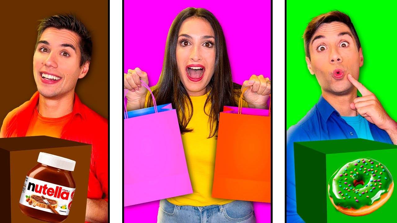 MANGIAMO SOLO CIBO DEL COLORE DEI NOSTRI REGALI DI NATALE! NON SCEGLIERE LA SCATOLA SBAGLIATA