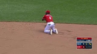 SEA@CIN: Phillips makes nice stop, gets the out
