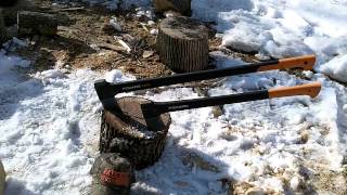 FISKARS X27 FIBER COMP AXE DEMO #2