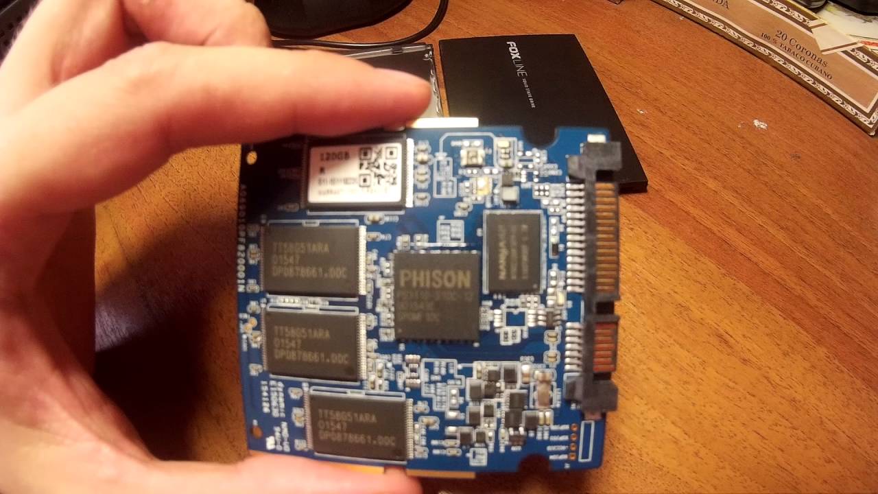 SSD Foxline 120Gb вскрытие - YouTube