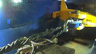 Green Pin Shackle WLL 150t tested with grommet. Test 1