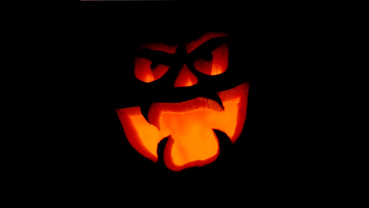 Sleduj Cold Halloween Night na YouTube Sleduj Cold Halloween Night na YouTube