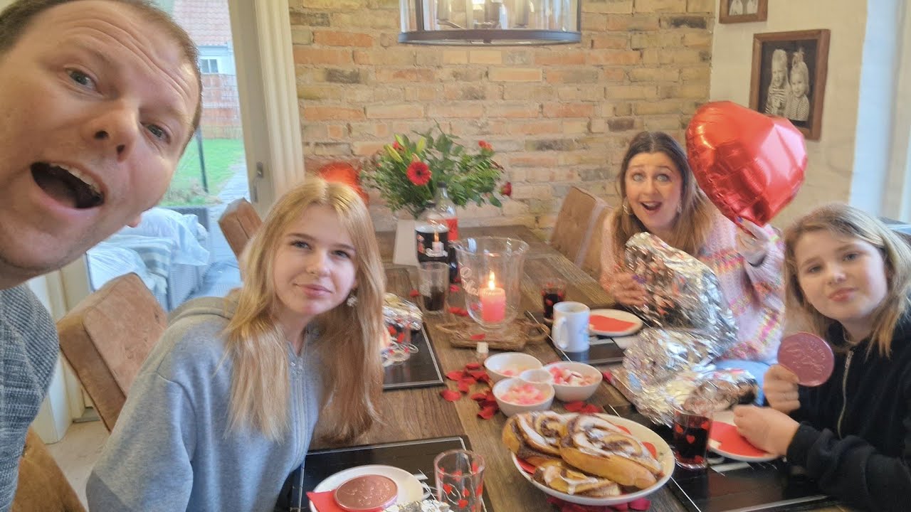 MALLES DRØMME DATE❤️VALENTINE'S DAG❤️SPØRGSMÅL & GAVER😀