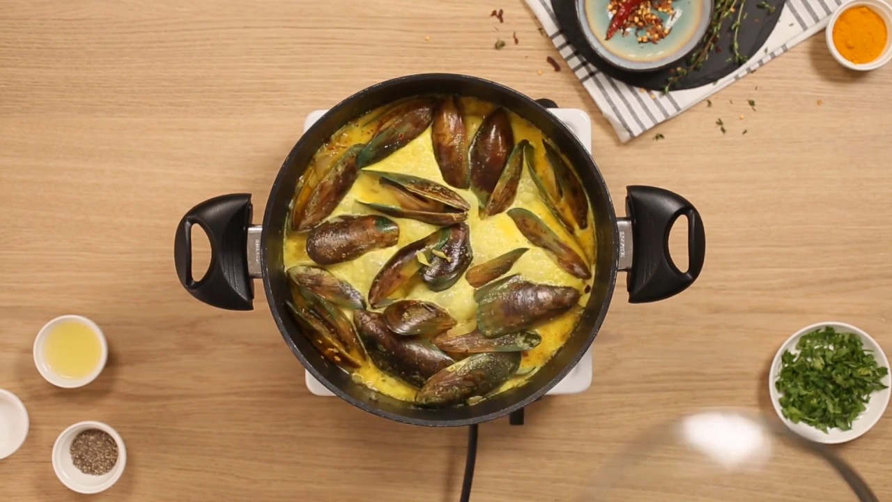 MUSSELS IN TURMERIC BROTH YouTube