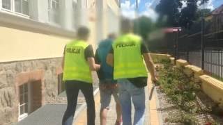 Policja Zatrzymała Sprawcę Zniszczenie Zabytkowej Bramy Lidzbarskiej