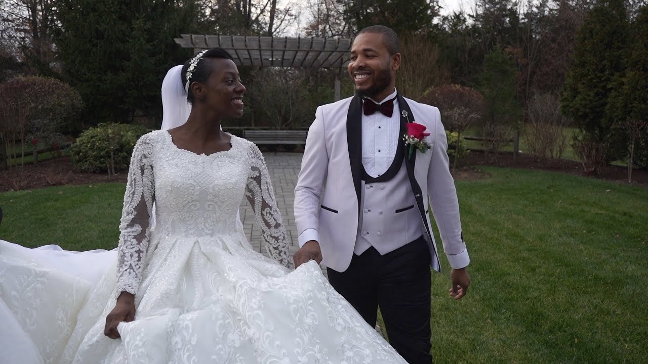 Aize & Meca | The Palace l Abella Studios