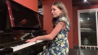Bennie and the Jets (Elton John) - Cover by 10-Year-Old Aurora (piano and voice)