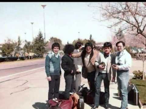 Watch the video for Interrogacion