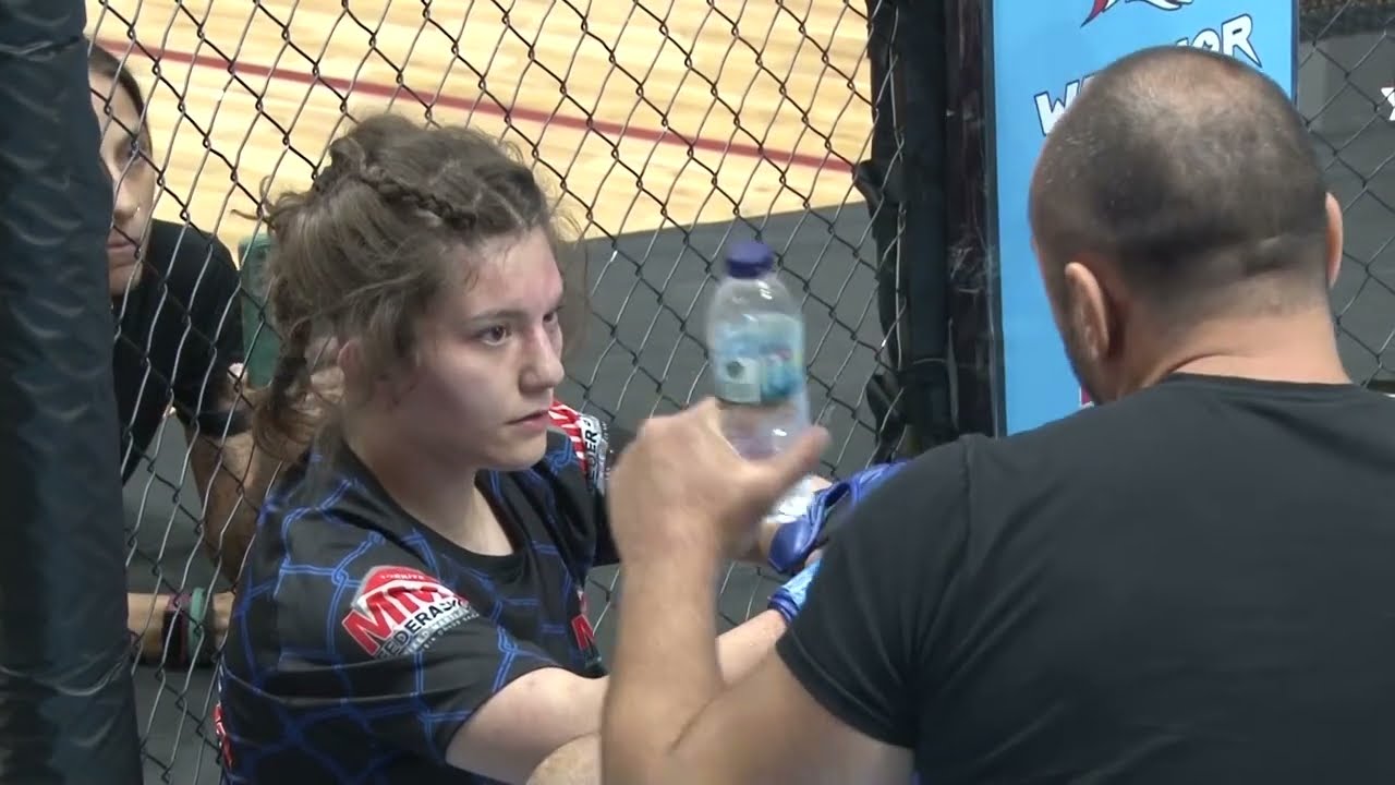 Melike Zeynep Çift vs Kardelen Damla Baş  (Geleneksel Türkiye MMA Şampiyonası)