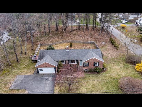 237 Bayview St, Yarmouth, ME home video tour