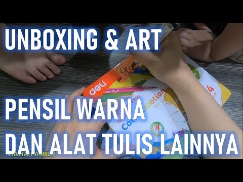 unboxing pensil warna deli. 