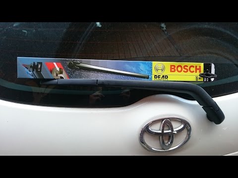Toyota Auris Scheibenwischer wechseln Bosch H309 / rear window