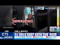 【每日必看】車主"違停紅線"囂張擋門 客運司機"怒回嗆" 乘客傻眼 20261003