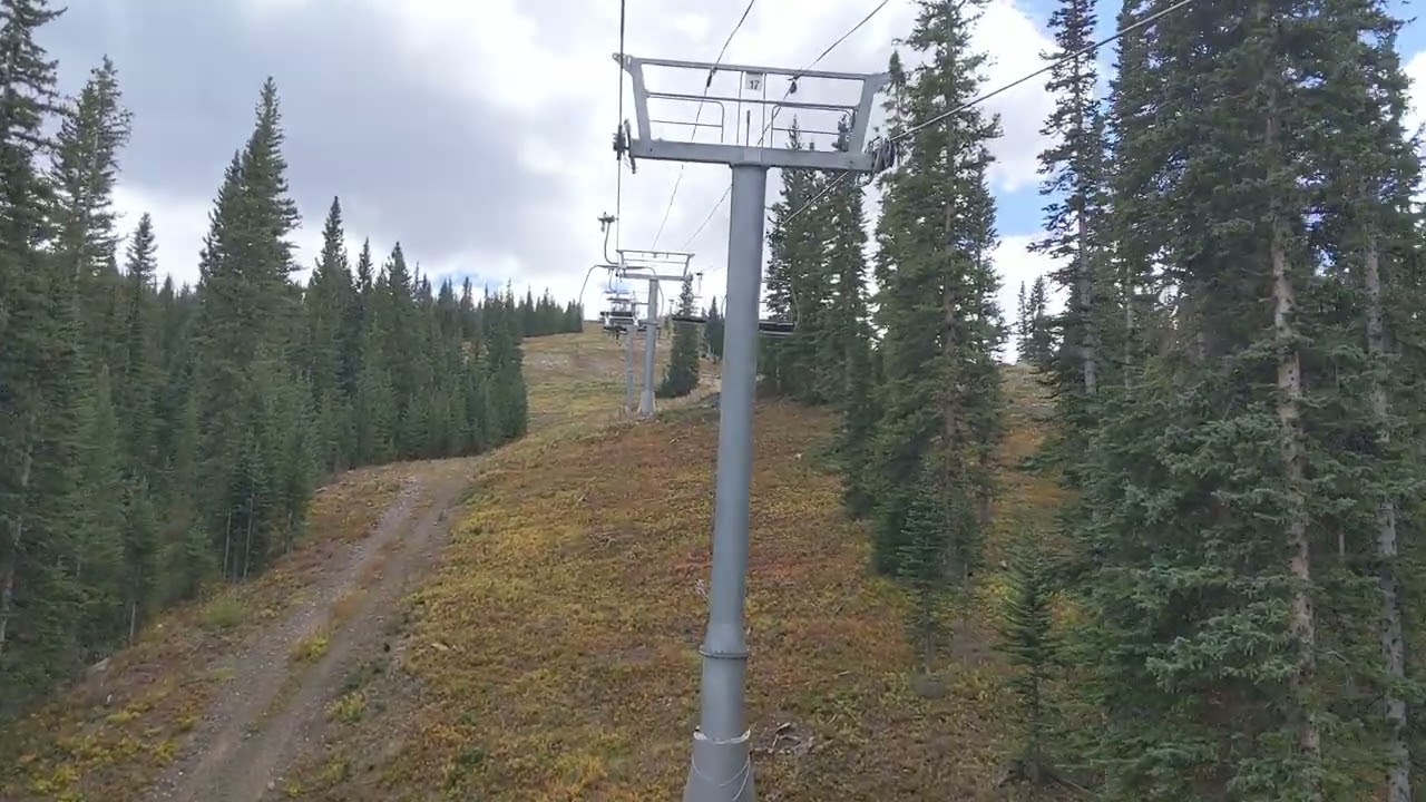 Chair lift to the top of the Aspen Snowmass Resort