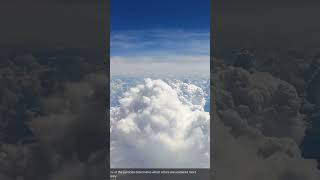 What causes clouds to change color